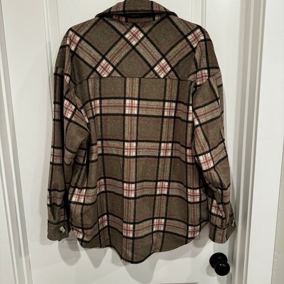 New without tags - In Loom flannel shacket/shirt - Size Large - Picture 2 of 7